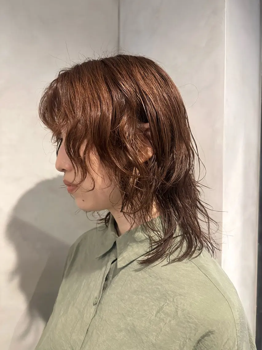 ミディアム パーマ ミディアムパーマ ニュアンスパーマ Yuki☺︎パーマ レイヤーカットのヘアスタイル