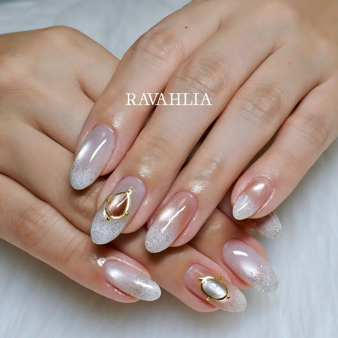 ネイル ハンドネイル nail room RAVAHLIAのネイルデザイン