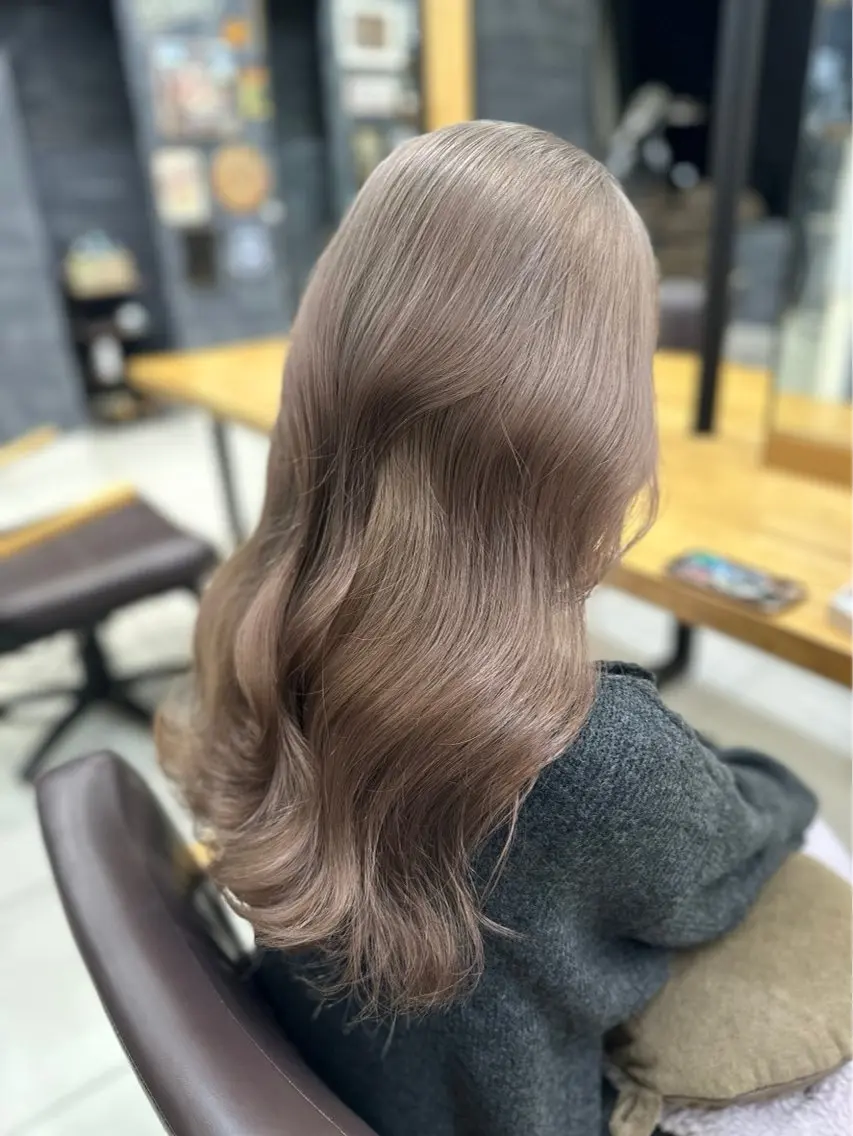 ロング カラー ヘアカラー 💎ハイトーン× 透明感カラー Rioのヘアスタイル