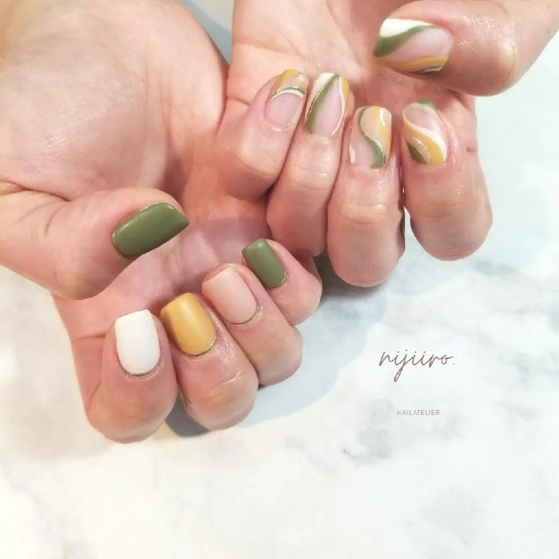 ネイル ハンドネイル nijiiro🌈 サトウのネイルデザイン
