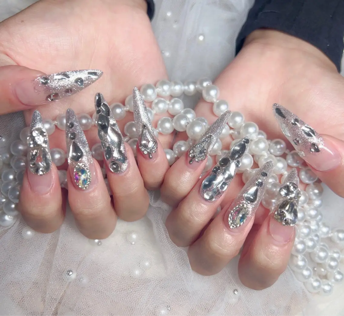 ネイル ハンドネイル 🎀M nails✨ ビューティーのネイルデザイン