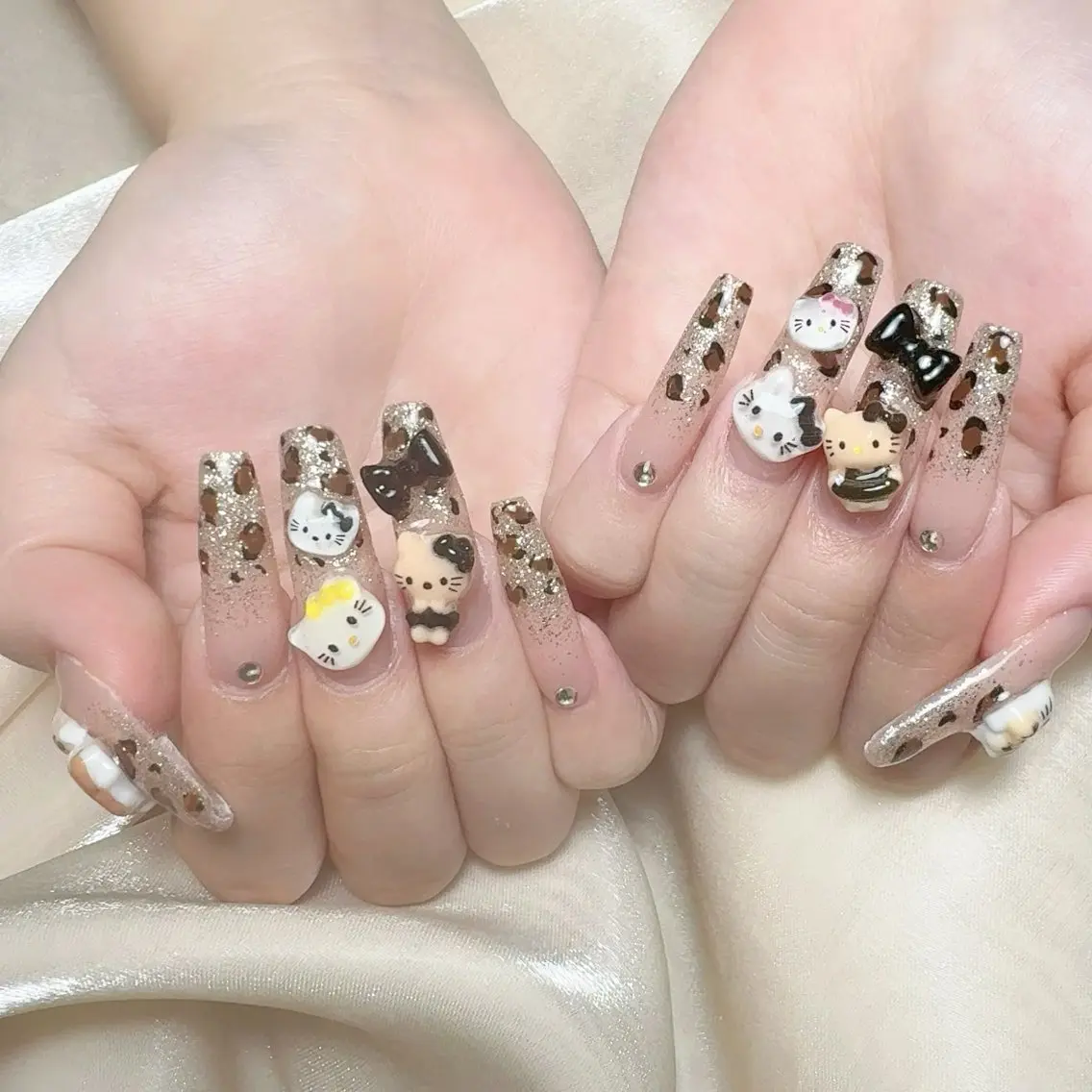 ネイル ハンドネイル NAILサロン 木にいるのネイルデザイン