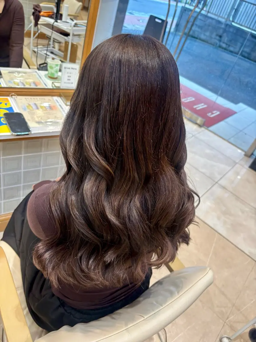 ロング カラー ブラウンカラー カット ヘアカラー 暖色カラー/ブリーチ 櫻井　華のヘアスタイル