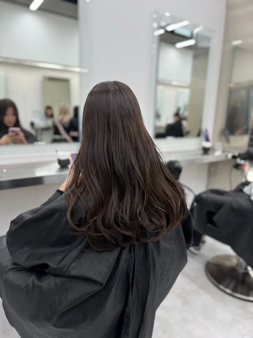 セミロング カラー カット ヘアカラー トリートメント 韓国トレンドカット カラー🤍しゅうじのヘアスタイル