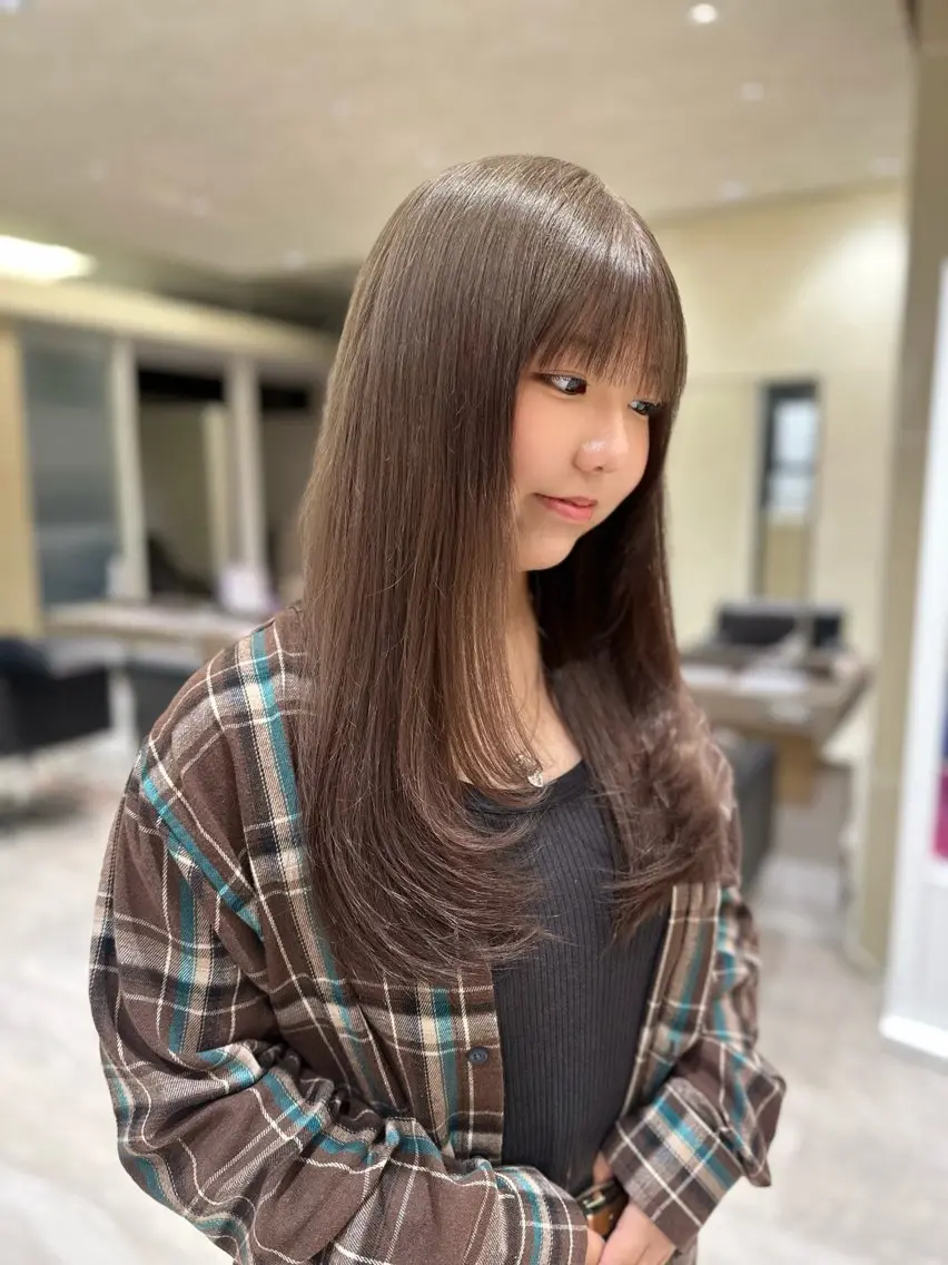 【ベージュ系限定🏷🤎】ブリーチ無しWカラー+カット+Systemトリートメントの写真