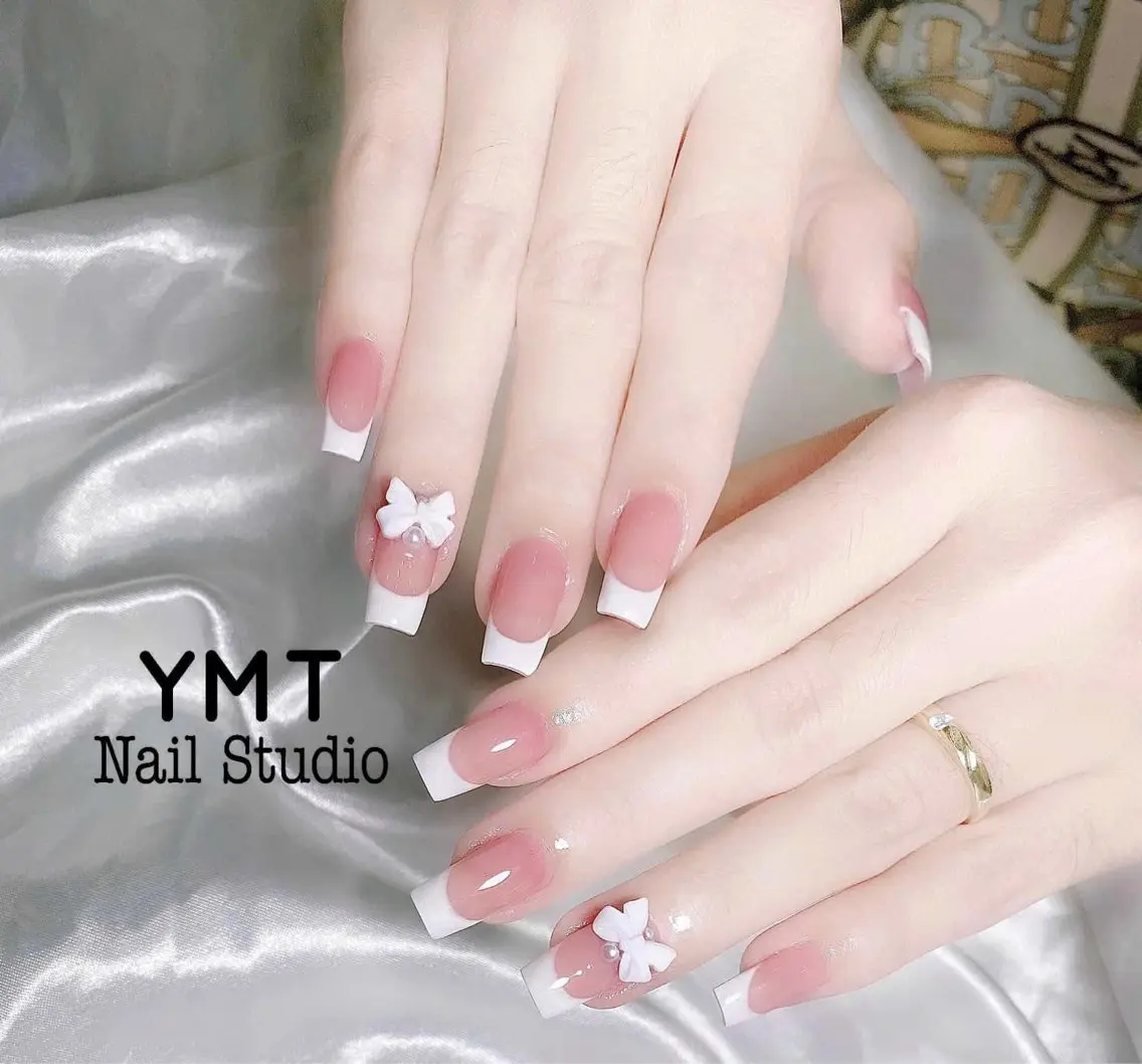 ネイル 長さ出し フットネイル ジェルネイル 韓国ネイル マグネットネイル ハンドネイル YMT NailStudioのネイルデザイン