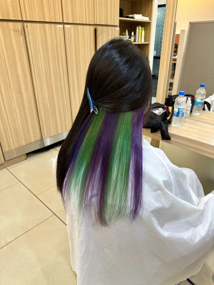 ロング カラー フェザー/波巻き 雫石大夢のヘアスタイル