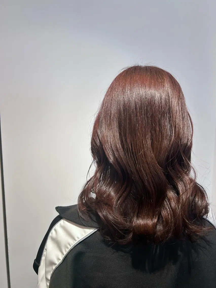 セミロング カット ヘアカラー トリートメント 蓮池 愛海のヘアスタイル