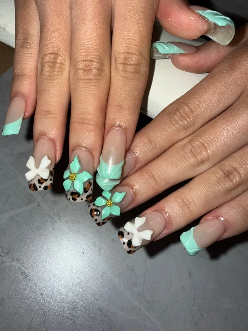 ミディアム ハンドネイル RIHO NAILのネイルデザイン