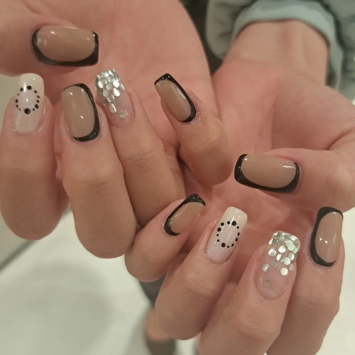 ネイル アートネイル フレンチネイル ジェルネイル 持ち込み Nail mood デザイン持ち込みokのネイルデザイン