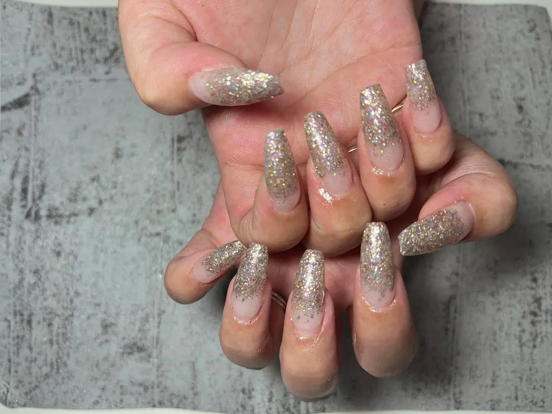 ネイル ラメ(グリッター) ラメグラデーション 夏ネイル Mimi Nailのネイルデザイン