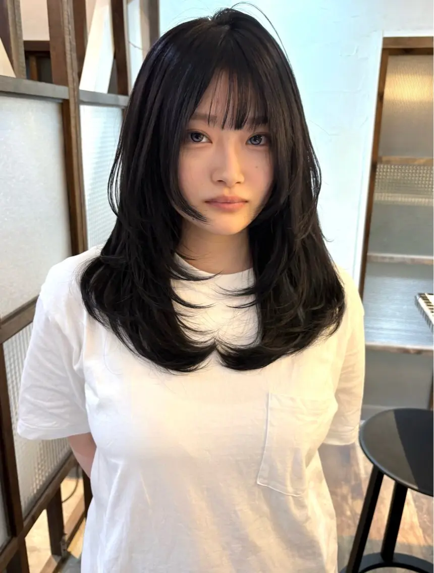 ロング ヘアカラー Miyazaki Minoriのヘアスタイル