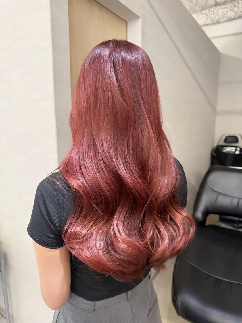 ロング カラー ブリーチ ブリーチなしカラー ヘアカラー トリートメント 透明感カラー 赤み消し/ 大村勇人のヘアスタイル