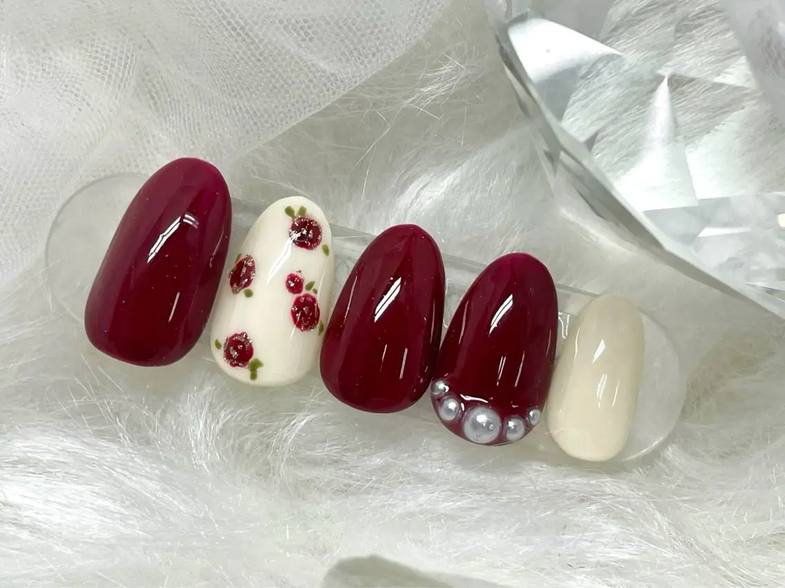ネイル アートネイル ボルドー ジェルネイル パラジェル Nail Neige🐈🌙のネイルデザイン