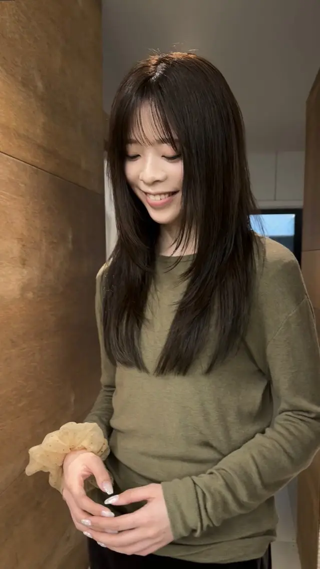 セミロング 顔まわりレイヤー レイヤーカット カット ヘアカラー トリートメント パーマ/レイヤー/ ボブ/豊浦翔太のヘアスタイル