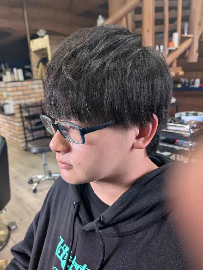 ショート メンズ マッシュ カット 本田 圭輔のヘアスタイル
