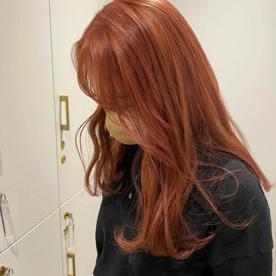 カラー オレンジ オレンジピンク ピンクカラー 増井 彩乃のヘアスタイル