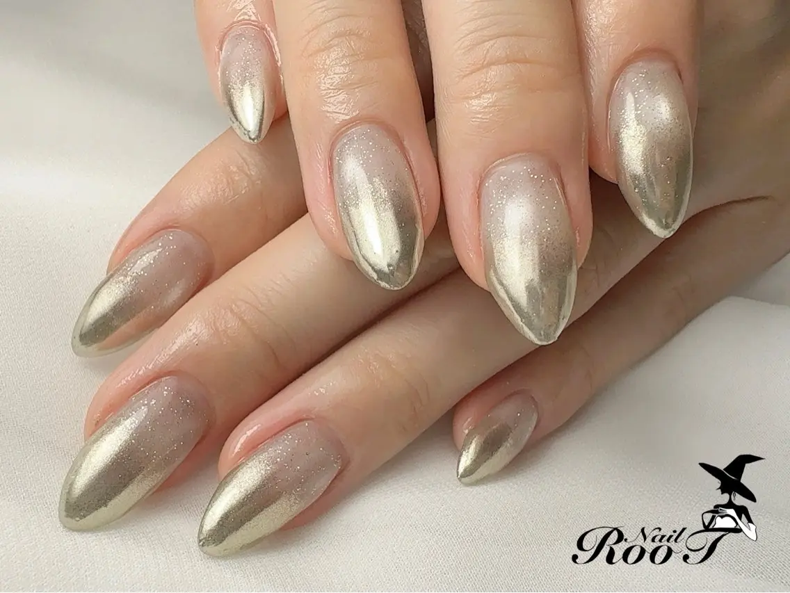 ネイル フラッシュネイル フラッシュマグ ミラーネイル ハンドネイル RooT Nailのネイルデザイン