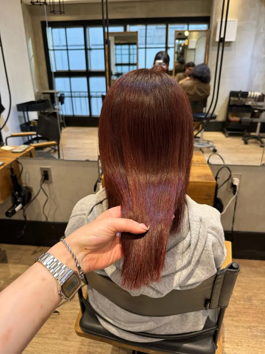 セミロング 新宿/顔周りカット +レイヤー＝しずく♩のヘアスタイル
