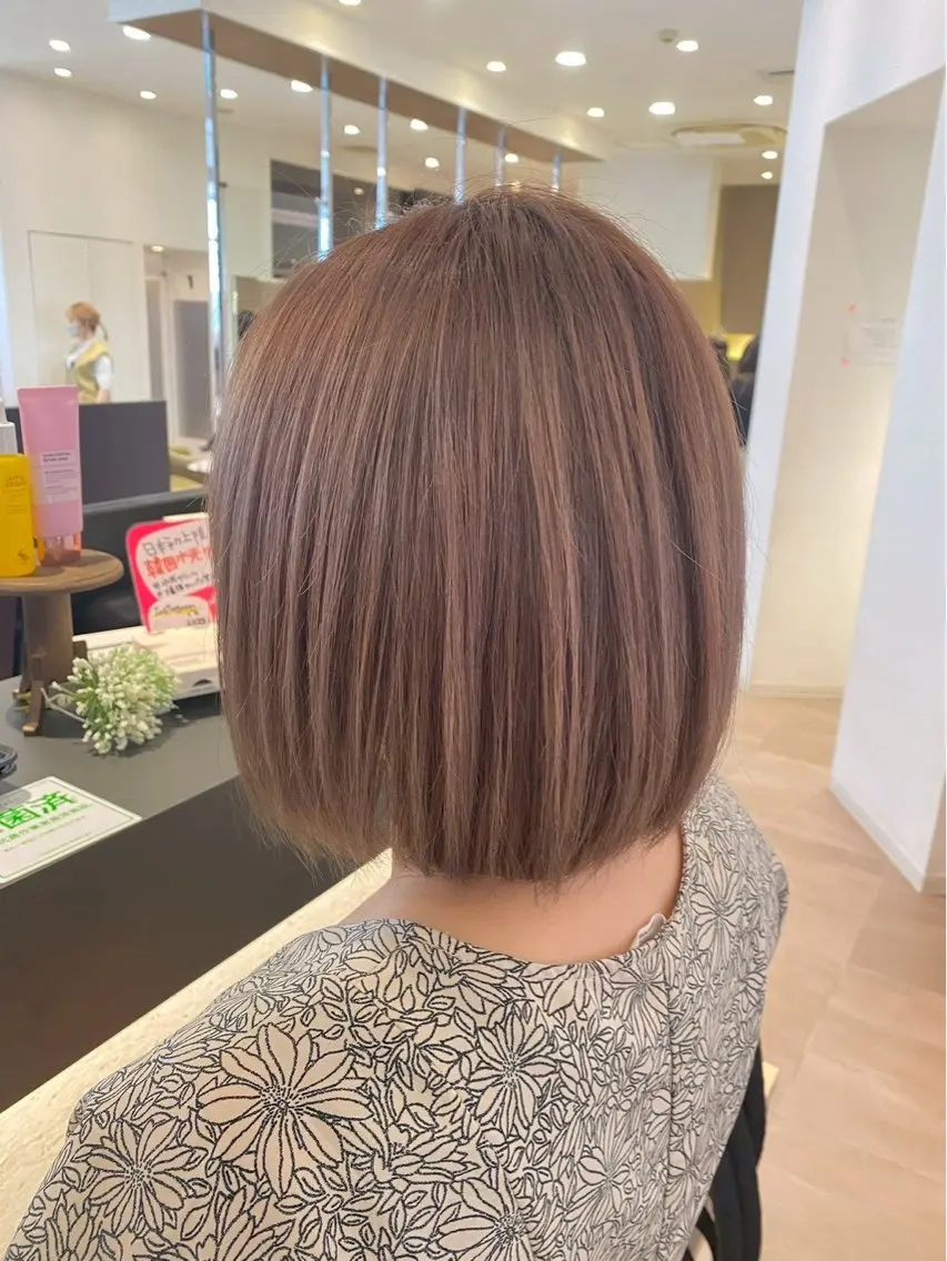 ショート ヘアカラー トリートメント brace 小笹花純のヘアスタイル
