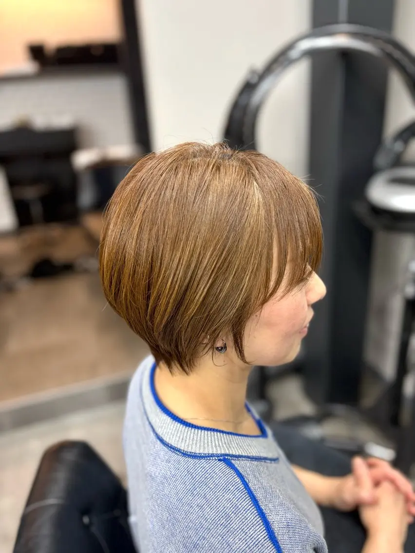 ショート カラー 似合わせカット ショートヘア カット ヘアカラー 韓国風・透明感カラー 💫ami💫のヘアスタイル