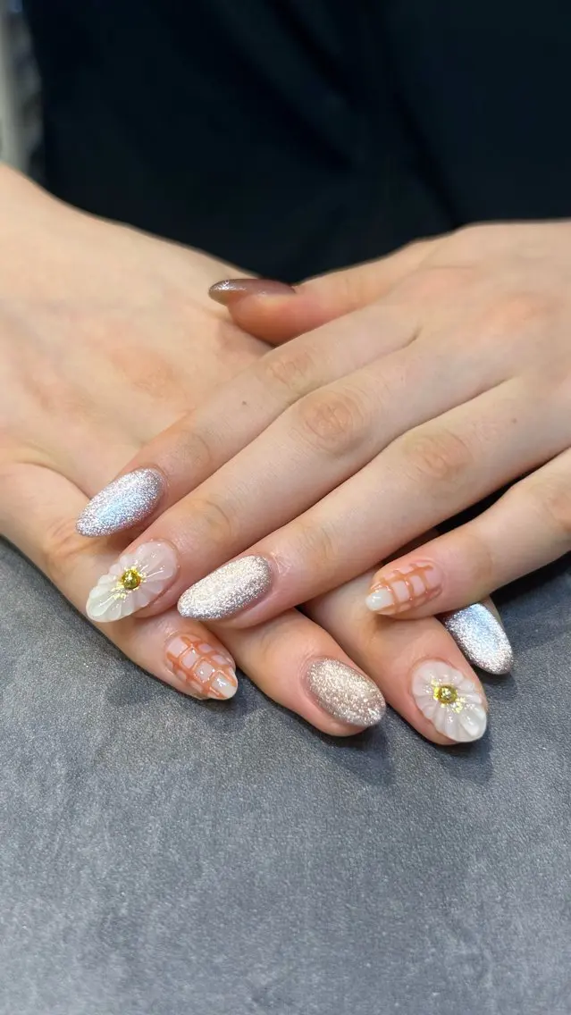 ネイル フラワーネイル ぷっくりネイル ハンドネイル 天津 真白路のネイルデザイン