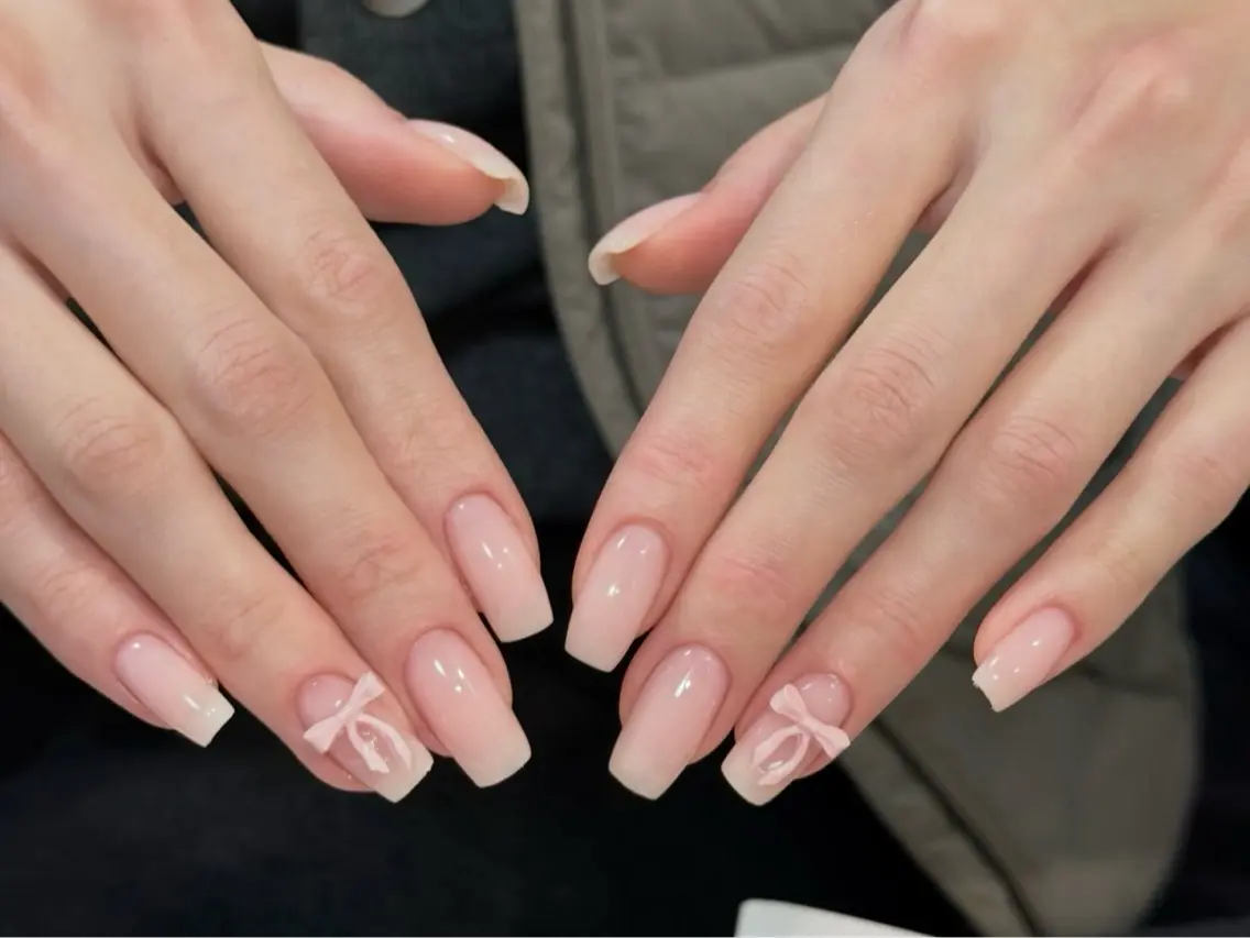 ネイル ブラウン フットネイル フレンチネイル グラデーション 氷ネイル・うるうるネイル ハンドネイル Mixx Nail_ Studioのネイルデザイン