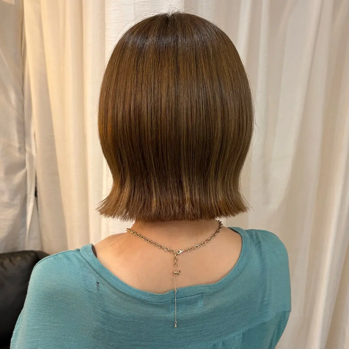 ミディアム 切りっぱなしボブ ボブ 外ハネヘア カット ヘアカラー トリートメント ボブ/くびれボブ ⠀ゆらのヘアスタイル