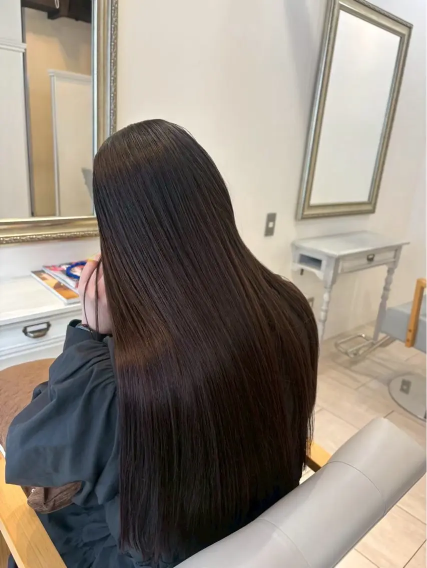ロング 縮毛矯正 小林 美南のヘアスタイル