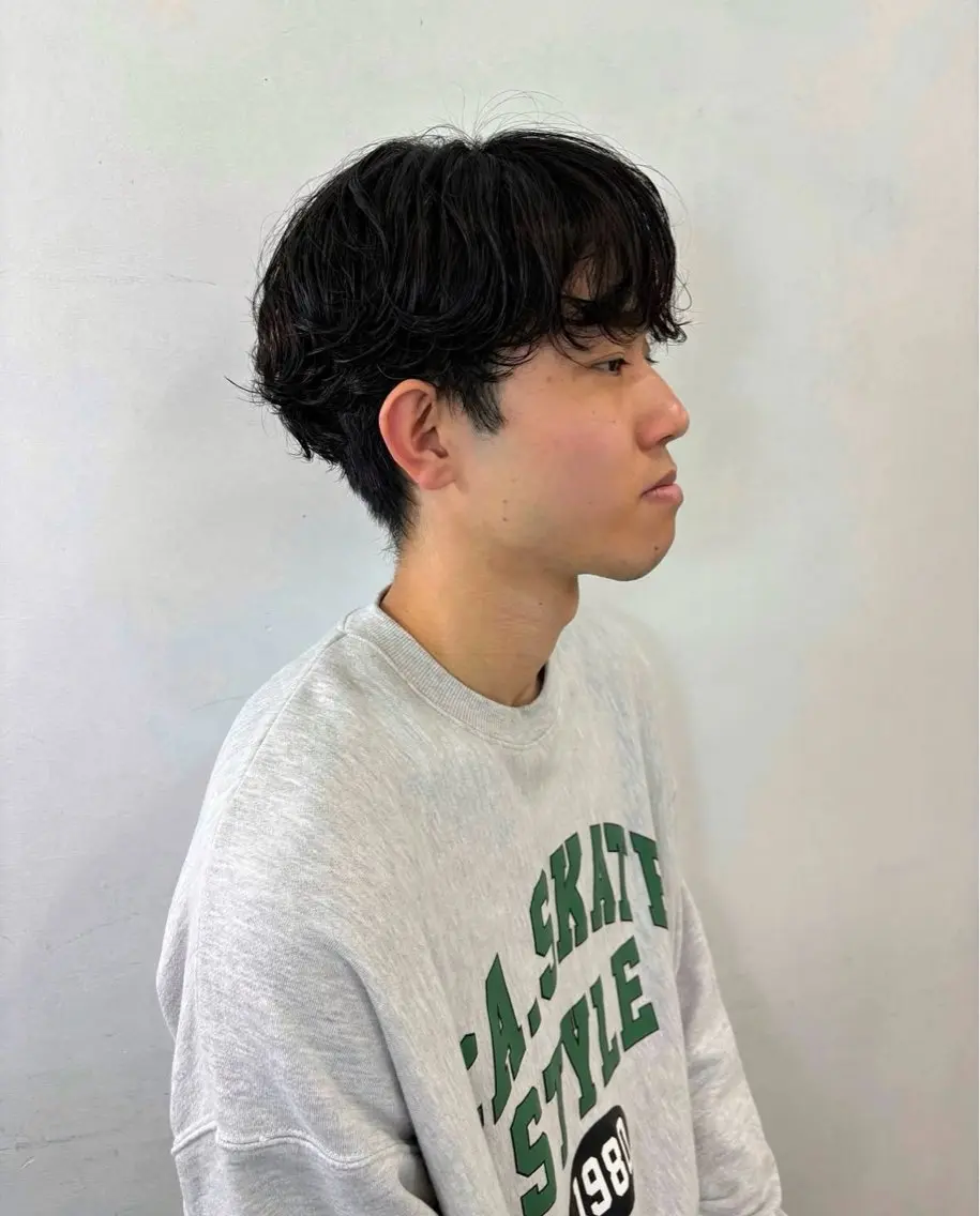 ショート パーマ メンズ パーマ 栗崎 菜弥のヘアスタイル