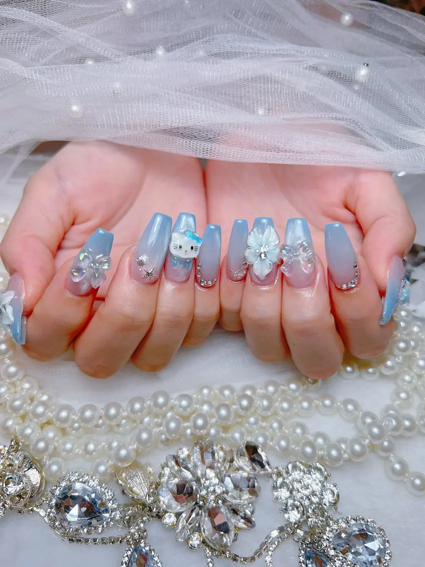 ネイル アートネイル オーロラネイル チークネイル 長さ出し フットネイル Miya _nailのネイルデザイン