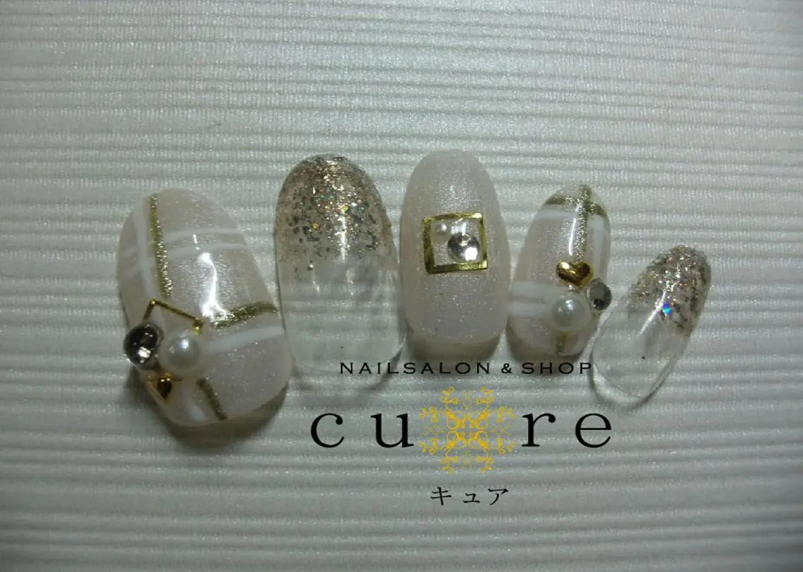 ネイル ジェルネイル ネイルサロン Cureのネイルデザイン