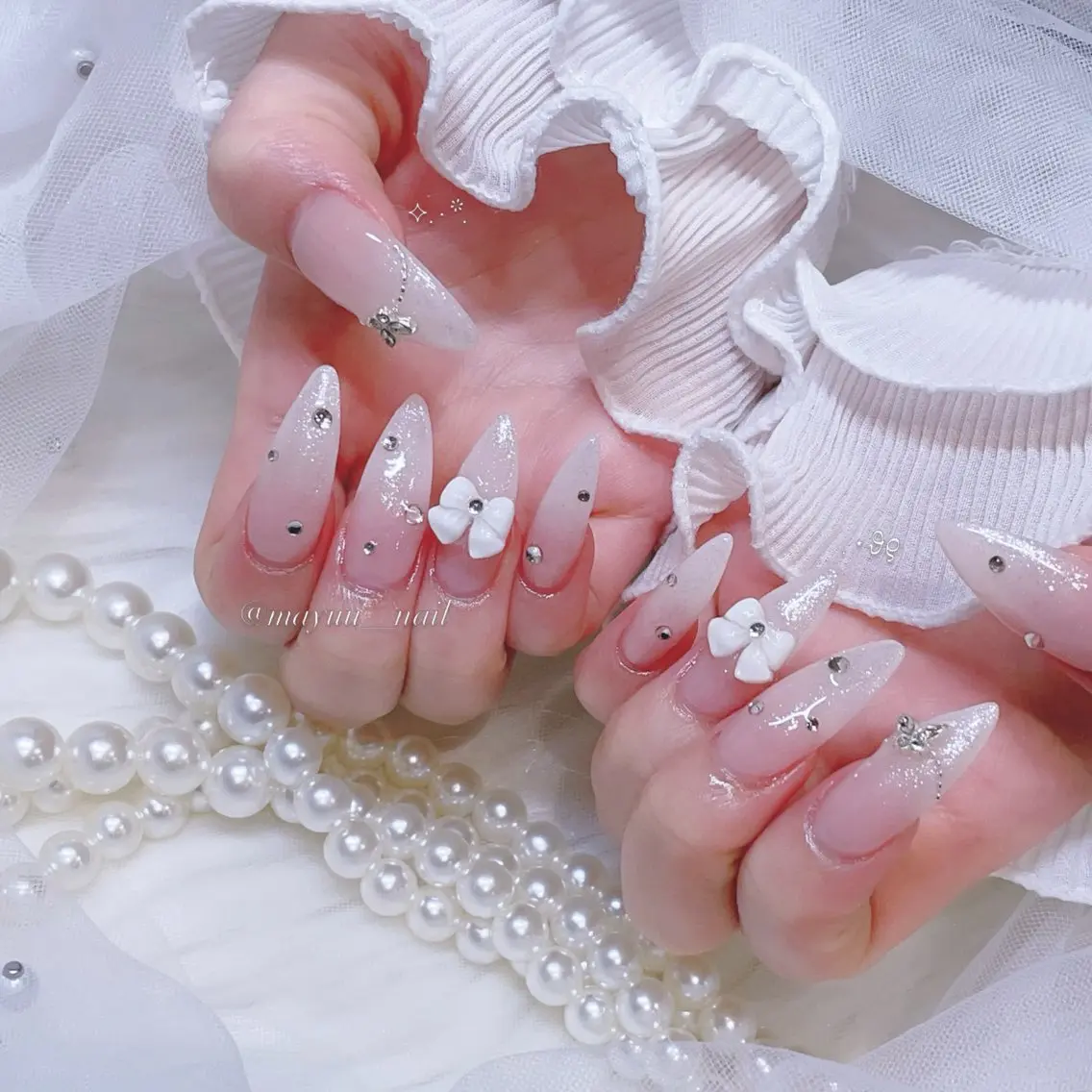 ネイル ロングネイル ハンドネイル 🎀 Mayu 🎀痛ネイルのネイルデザイン