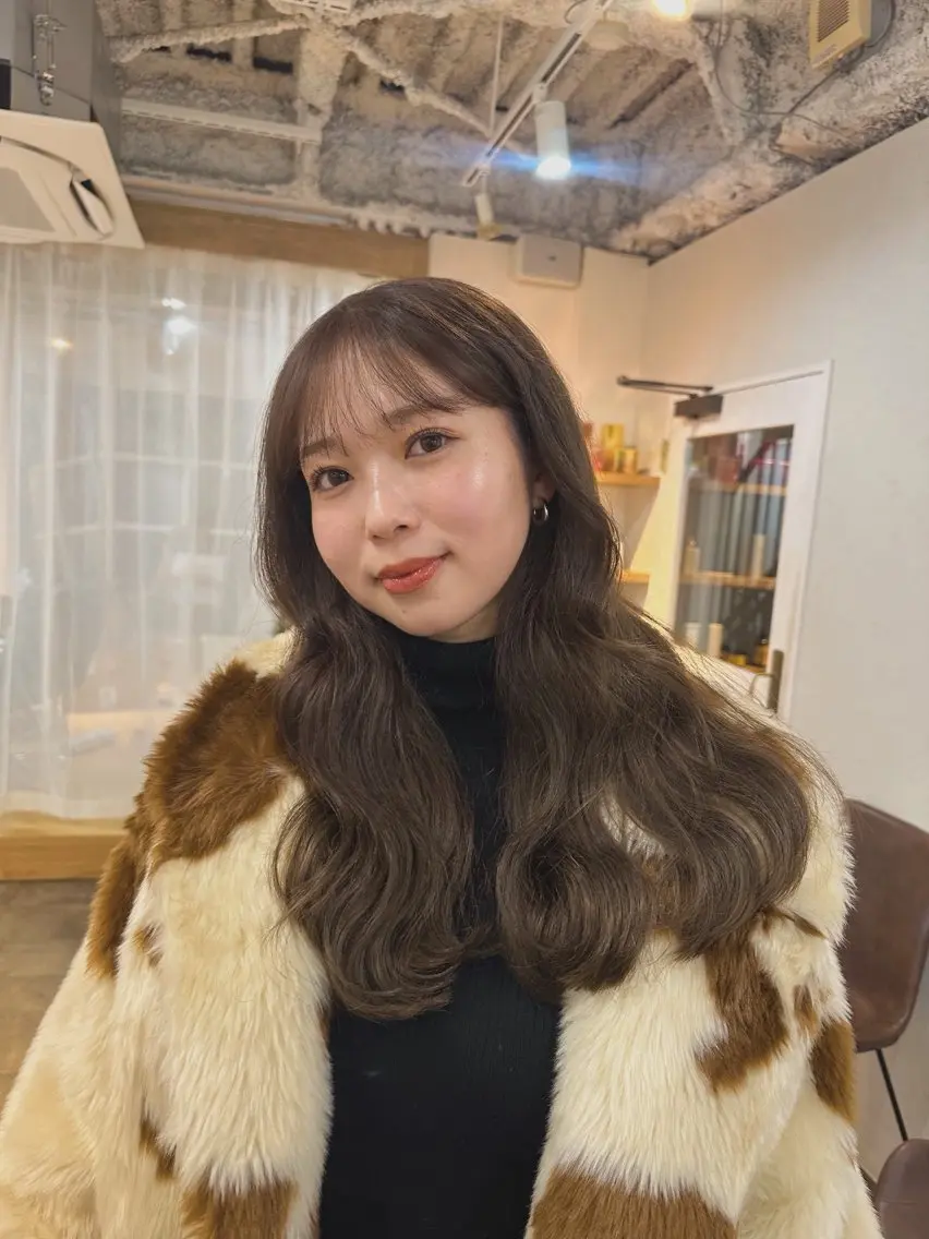 セミロング カット ヘアカラー 🧣misaki 🧣のヘアスタイル