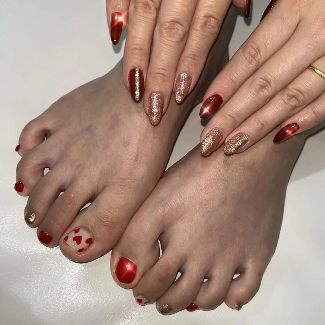 ミディアム ネイル フットネイル yukina nailのネイルデザイン