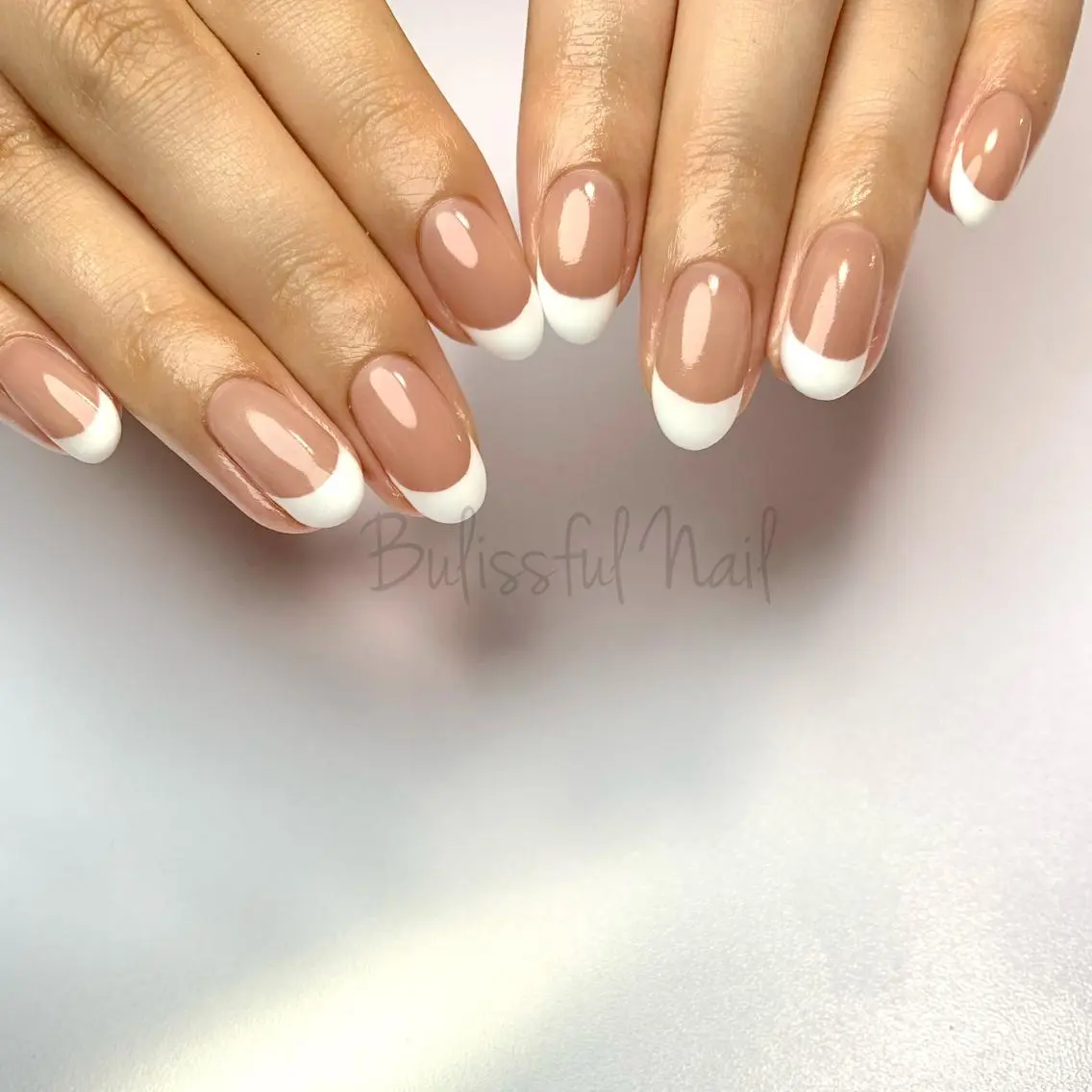 ハンドジェル💅🏻【フレンチ♡】※クリアベースの写真
