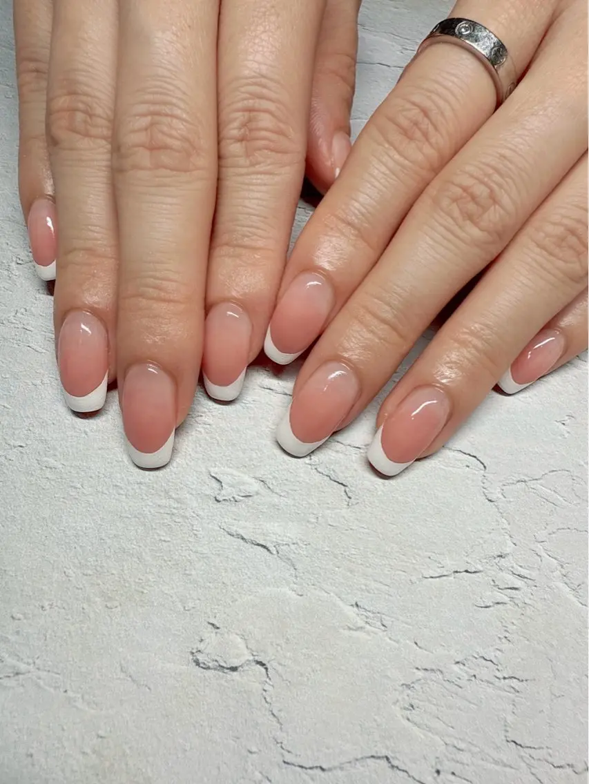 ネイル フレンチネイル ハンドネイル nailist SATO【銀座】のネイルデザイン