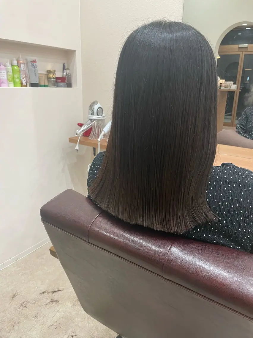 セミロング 鈴木 梨瑚のヘアスタイル