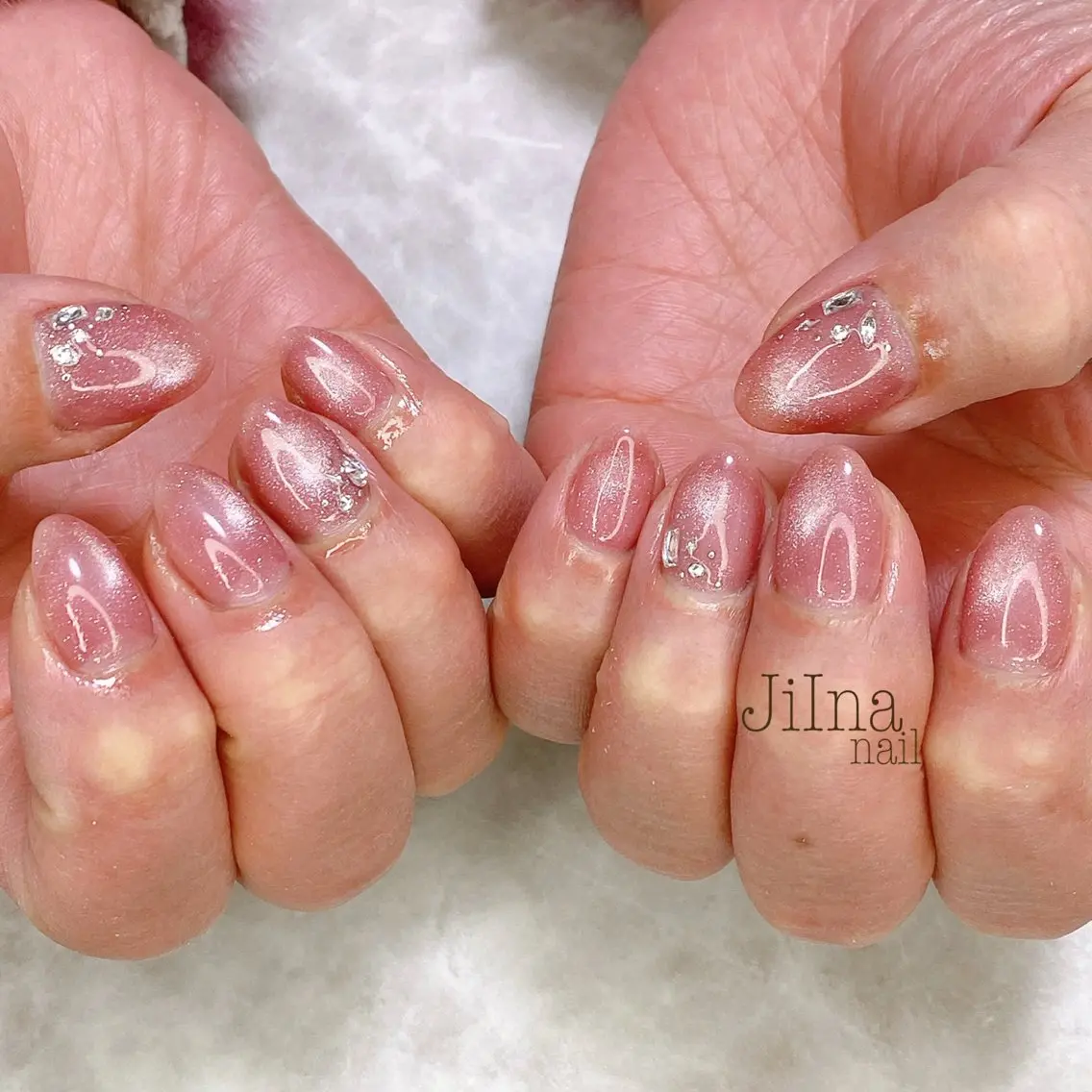 ネイル マグネットネイル JiIna nailのネイルデザイン