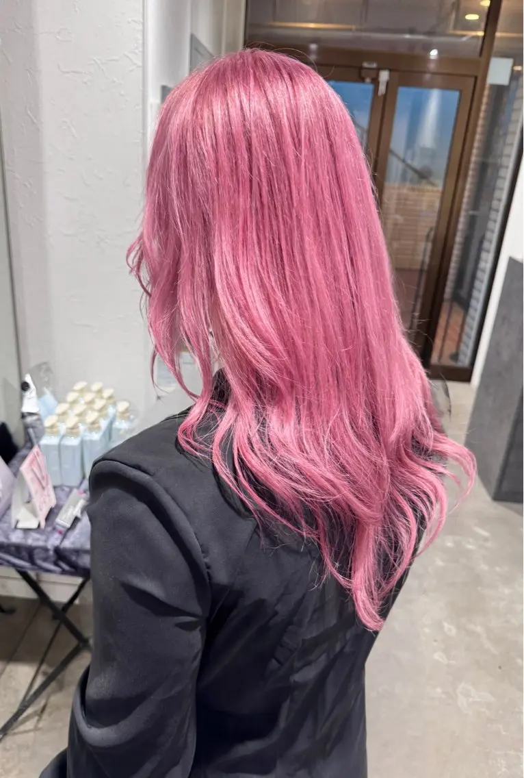 ロング カラー ヘアカラー ハイトーン/レイヤー /艶カラー🎀のヘアスタイル