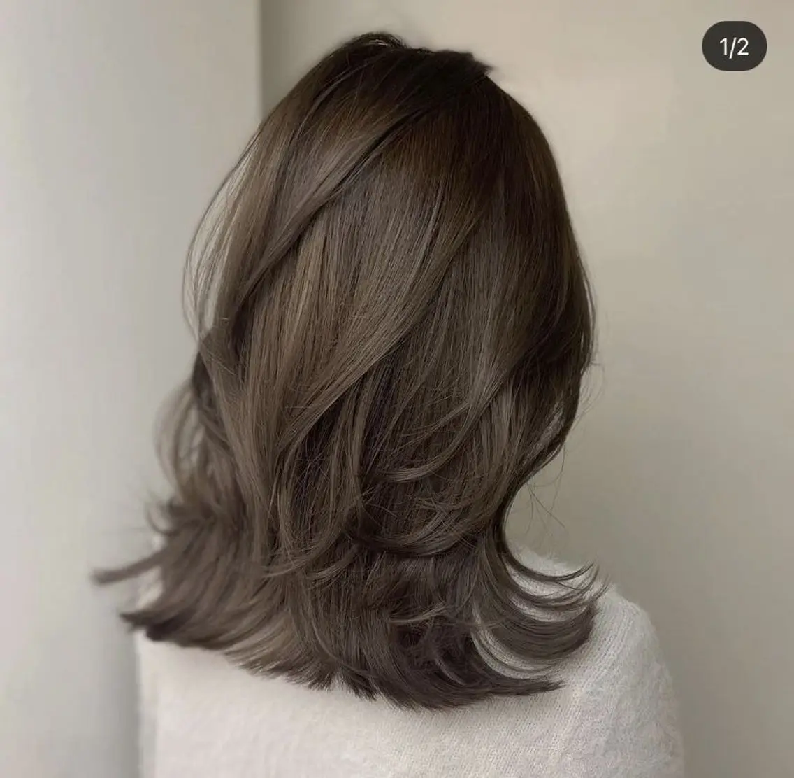 セミロング レイヤーカット 鶴井 美空のヘアスタイル