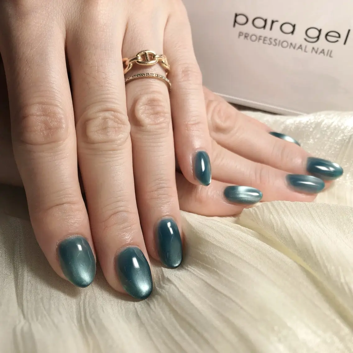 ネイル マグネットネイル オフィスネイル ワンカラーネイル ピンク シンプルネイル Salon GEM(ジェム)のネイルデザイン