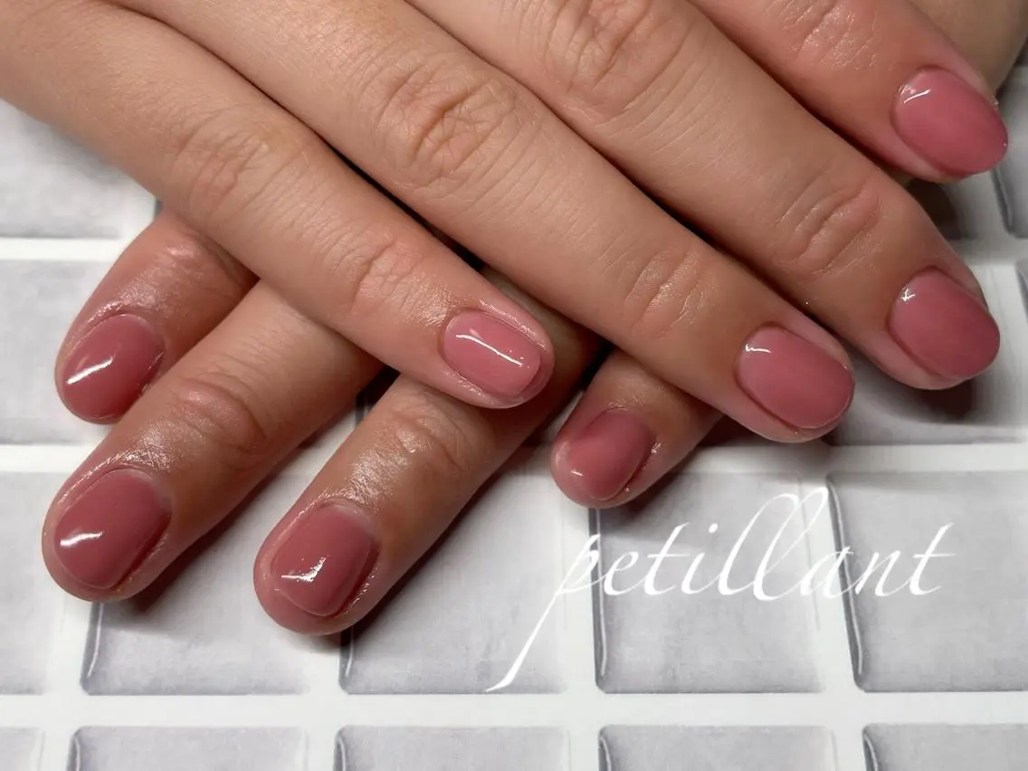 ネイル ワンカラーネイル ピンク nail salon petillantのネイルデザイン