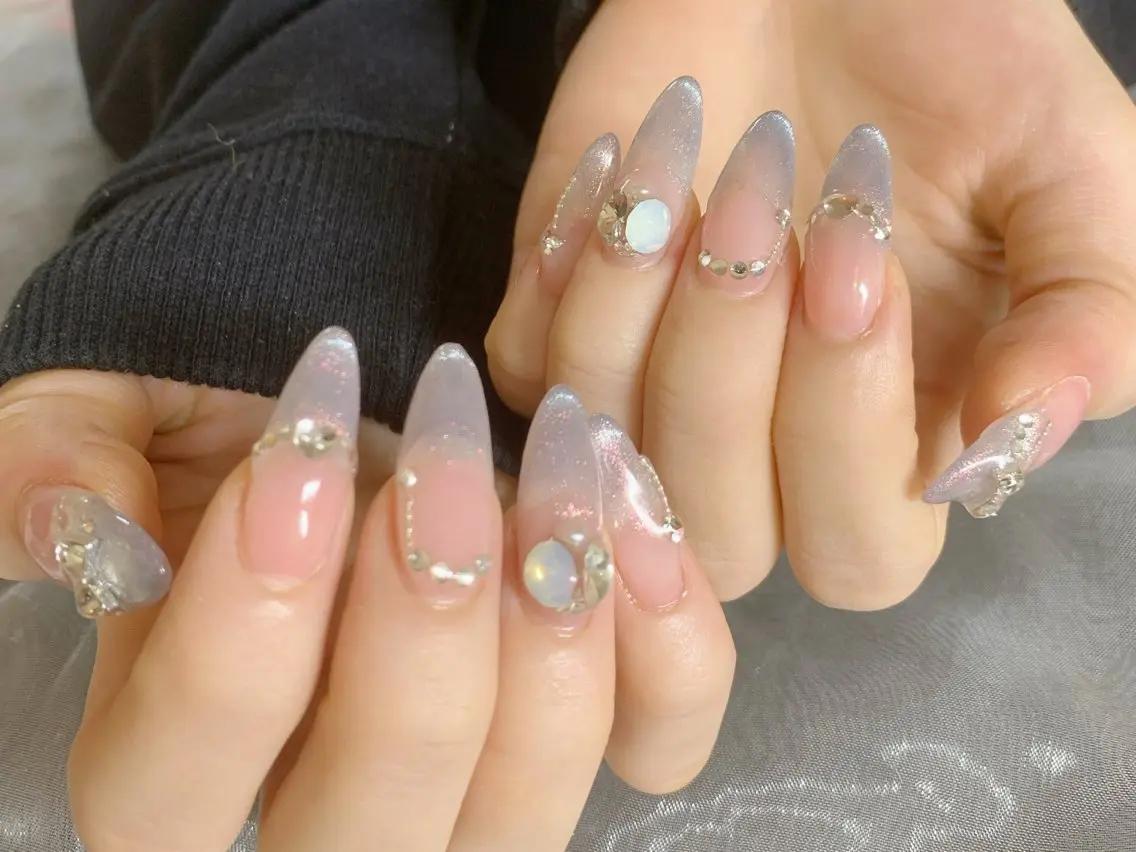 ネイル フレンチネイル ロングネイル マグネットネイル マグネットフレンチ Mai Koネイルのネイルデザイン