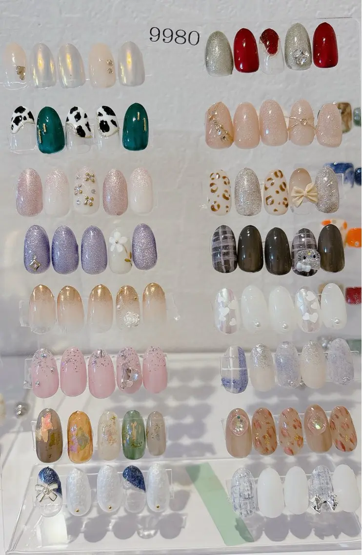 ネイル Nail •Head スパFortunaのネイルデザイン