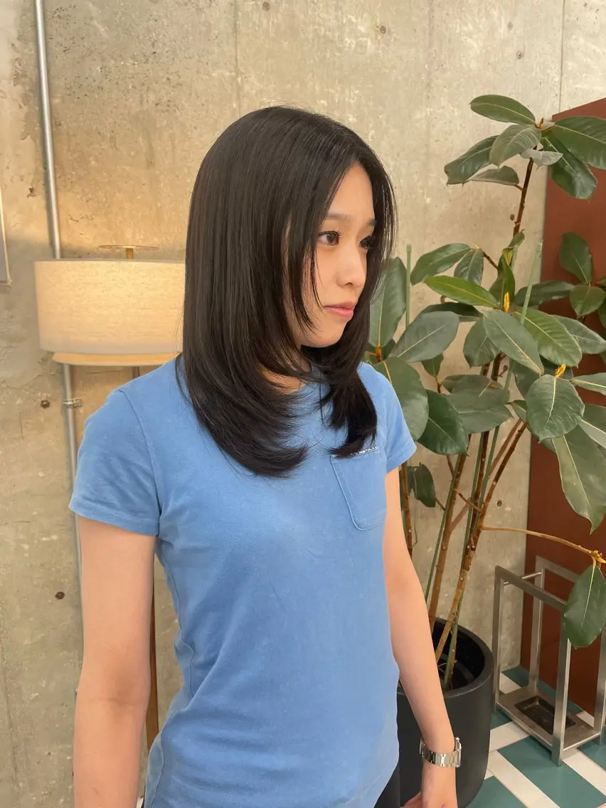 セミロング カット RIN🎀レイヤー/ ボブ/オリーブカラーのヘアスタイル