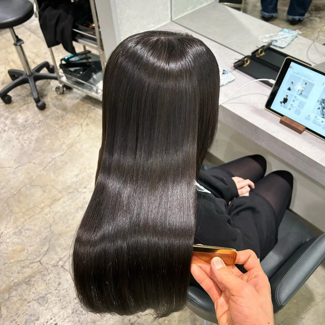 セミロング 髪質改善 トリートメント 割れ癖も直す髪質改善 美容師✨みやたのヘアスタイル