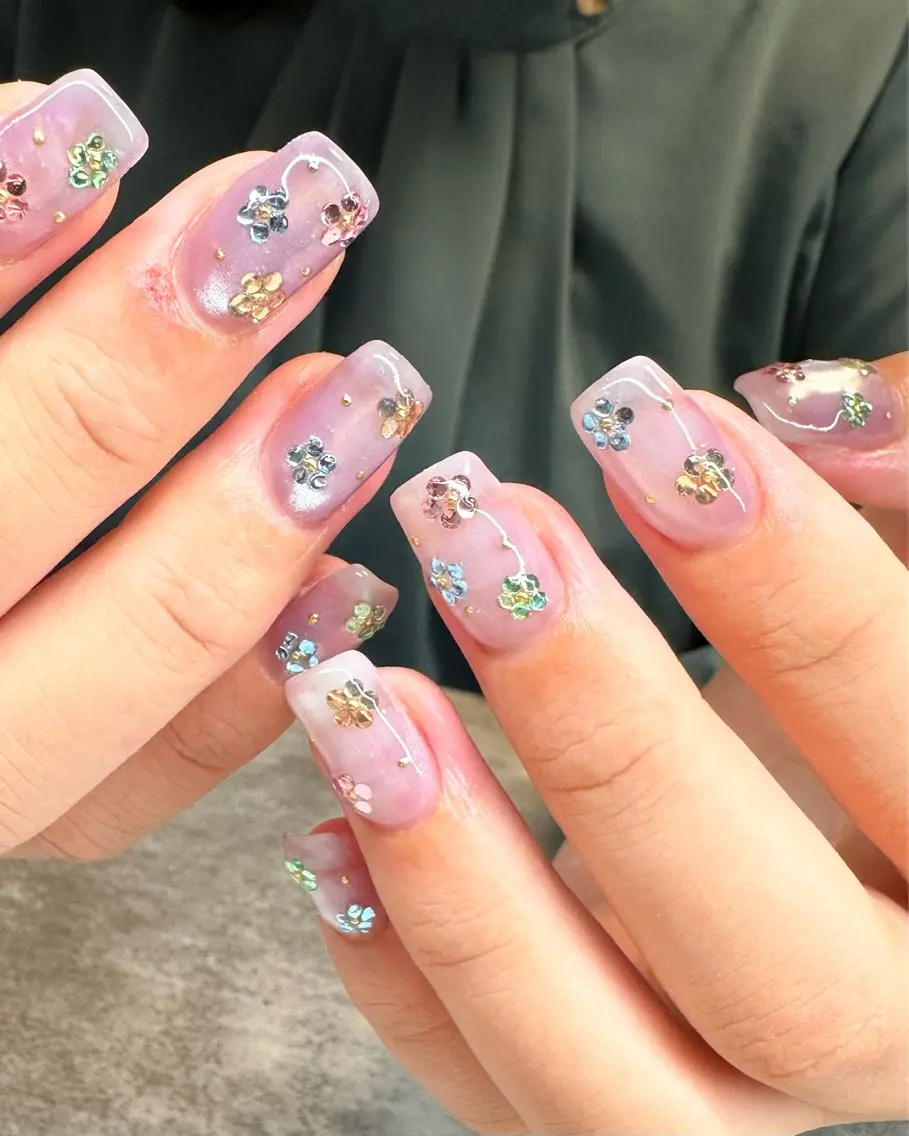 ネイル Moon  Nail /栄　大須のネイルデザイン