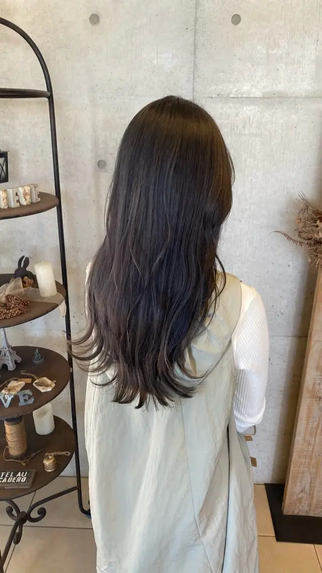 ロング カラー 透明感カラー グレージュ ハイトーンカラー ピンクカラー 豊橋/菜月/ブリーチ /艶カラーハイトーンのヘアスタイル