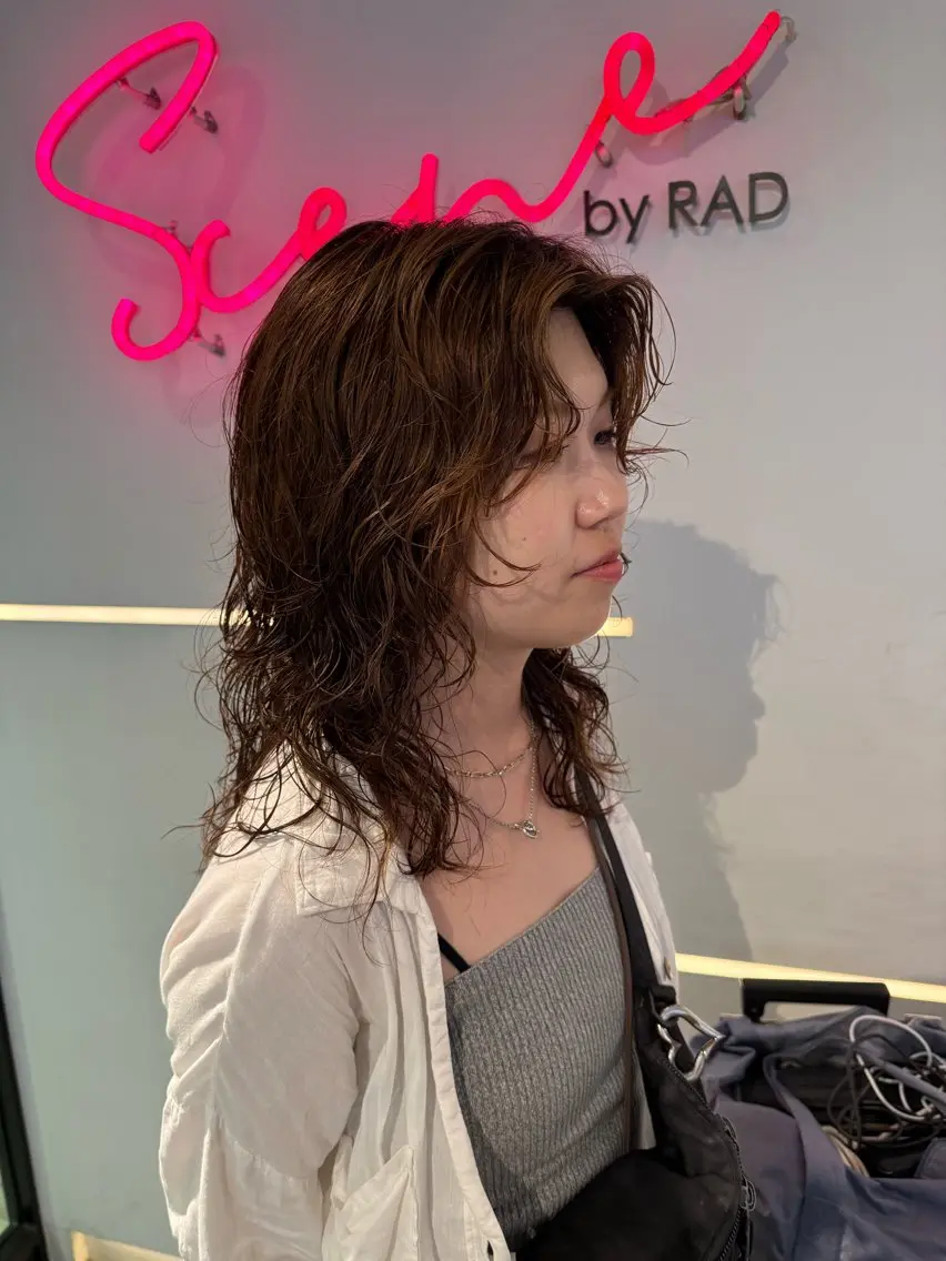 セミロング パーマ セミロングパーマ レイヤーカット ニュアンスパーマ カット パーマ トリートメント 似合わせ特化❤️ カット/パーマ/梅田のヘアスタイル